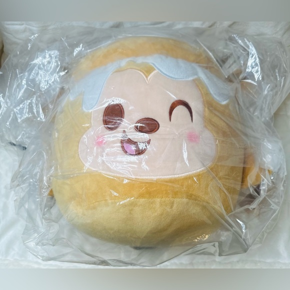 Disney Munchlings Cinnamon Swirl Bun Mickey Mouse Scented Medium Plush *NEW* - Picture 9 of 9